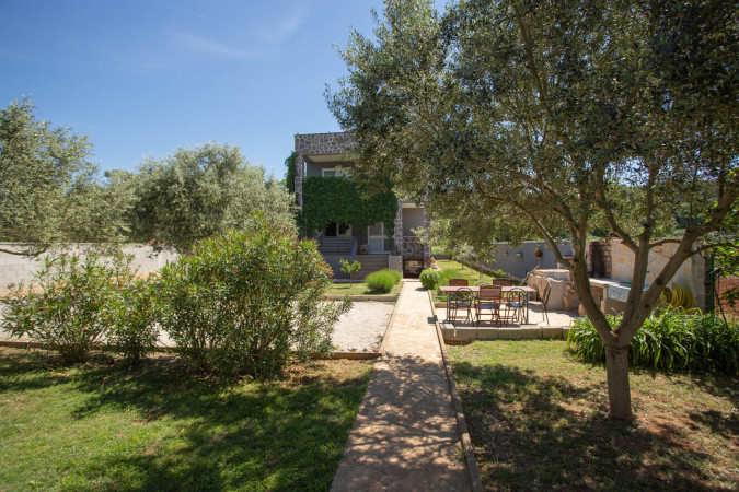 Apartments and Holiday House Rabota in Pula, Istria - Croatia Pula