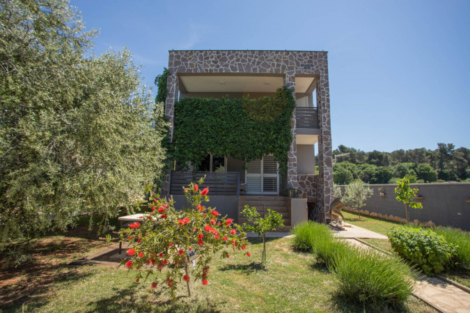 Apartments and Holiday House Rabota in Pula, Istria - Croatia Pula